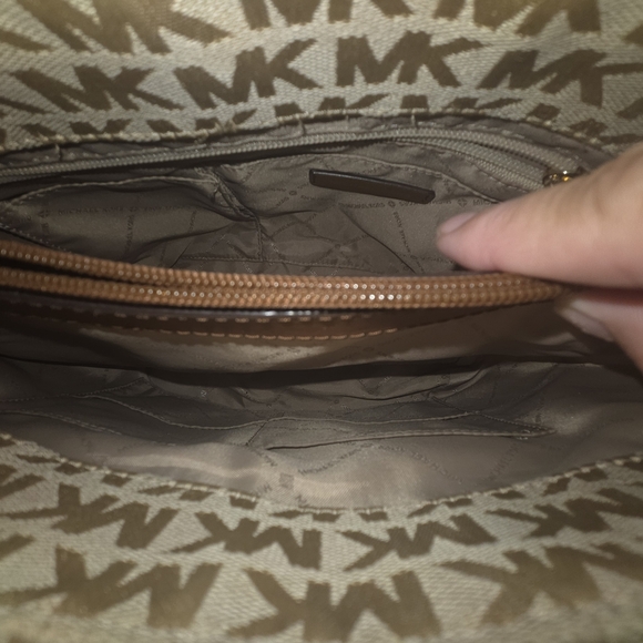 Michael Kors Tan Monogram Tote - Picture 4 of 6